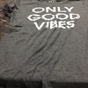 T-shirt modern lux medium